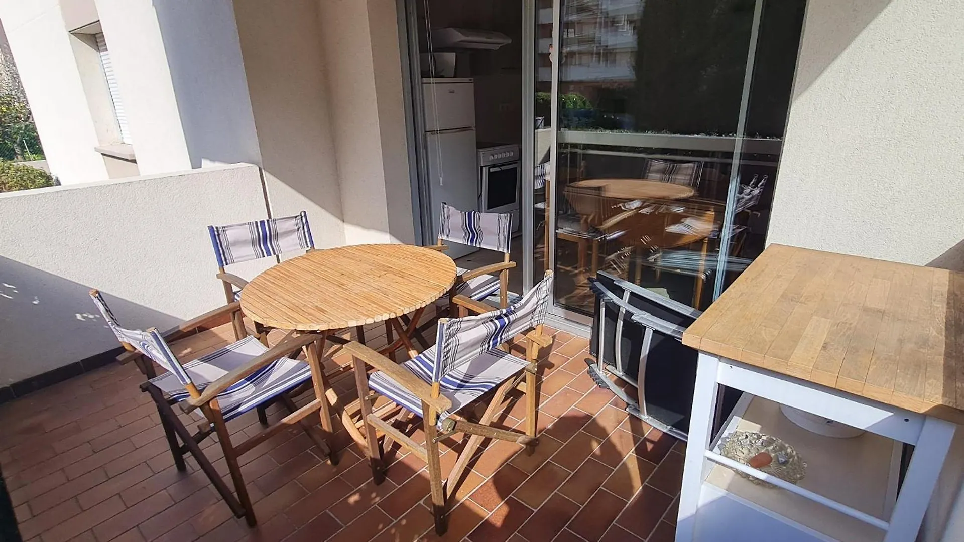 Studio Coin-Nuit Avec Parking Au Centre De Sainte-Maxime, Golfe De St-Tropez - Fr-1-780-41 Apartment Sainte-Maxime
